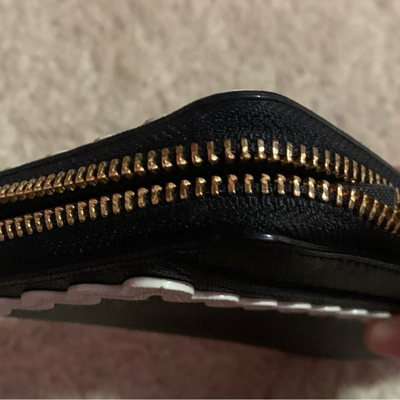 LIKE NEW. Kate Spade Cameron Street Lacey Ric Rac zip-around continental wallet - Picture 9 of 11